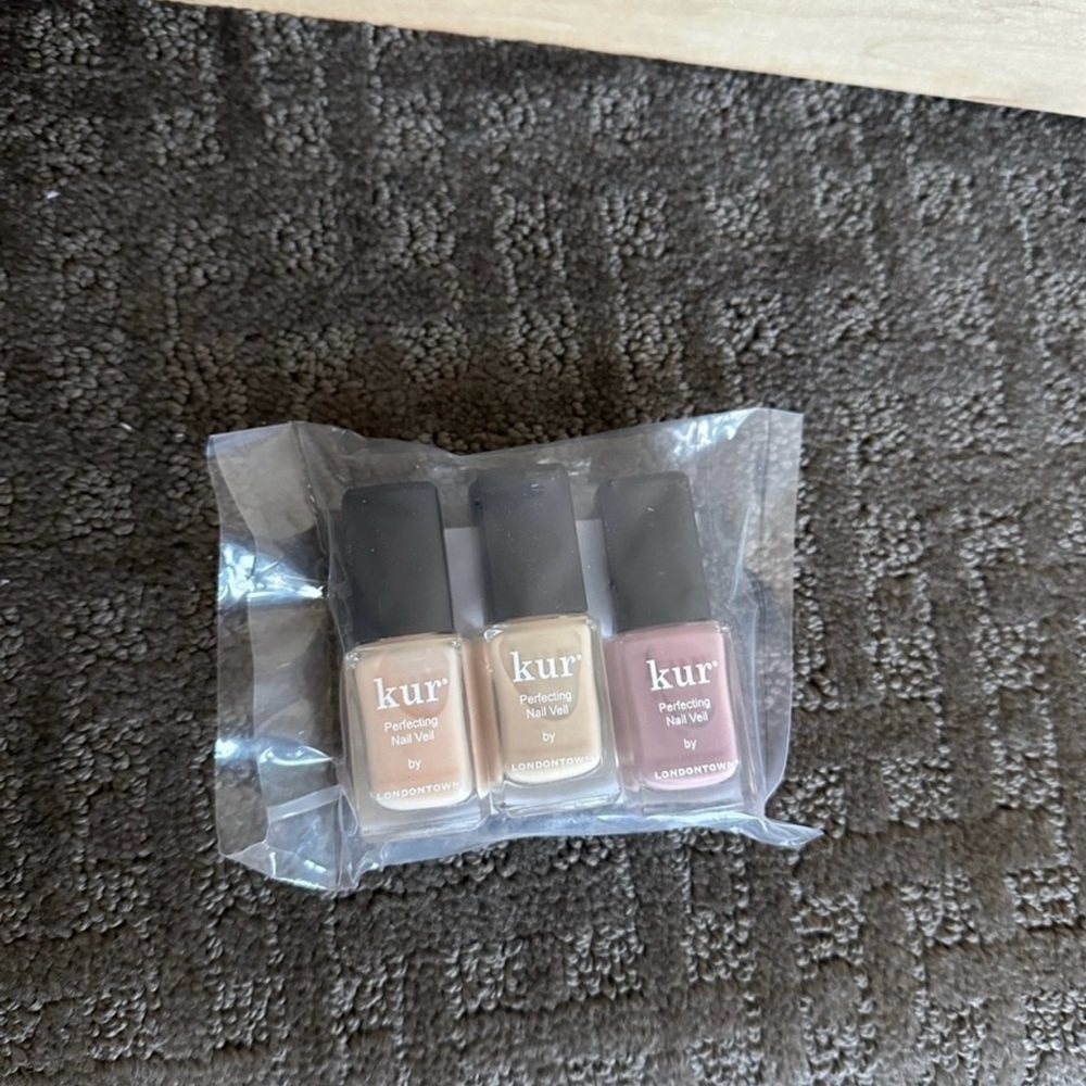 LONDONTOWN® Perfecting Nail Veil Trio